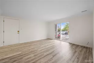 12800 Portulaca Dr, Saint Louis, MO 63146 - Photo 7