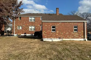 6701 High Cir, Saint Louis, MO 63109 - Photo 15