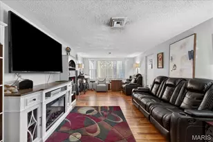 2320 Cherry Ln, Florissant, MO 63033 - Photo 11