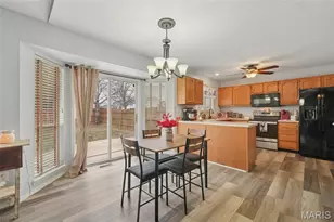 1102 Danielle Elizabeth Ct, O'Fallon, MO 63366 - Photo 9