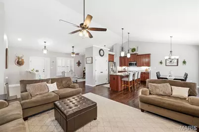 253 Lonepine Drive, Wentzville, MO 63385 - Photo 5