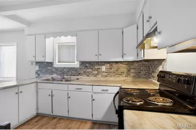 5608 Sapphire Avenue, Saint Louis, MO 63136 - Photo 11