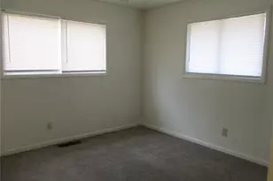 833 Lebon Dr, Saint Louis, MO 63137 - Photo 5