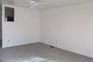 833 Lebon Dr, Saint Louis, MO 63137 - Photo 3