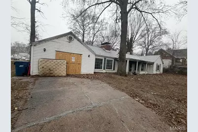 35 Robert Avenue, Ferguson, MO 63135 - Photo 1