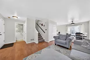 390 Montclair Tower Dr, Saint Charles, MO 63303 - Photo 9