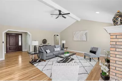 5 Wood Eagles Court, Saint Charles, MO 63303 - Photo 3