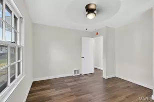 437 Lanark Rd, Saint Louis, MO 63137 - Photo 17
