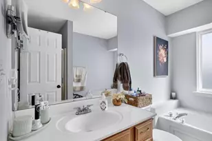 14 Spangle Way Dr, O'Fallon, MO 63366 - Photo 37