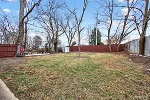 10000 Lackland Rd, Overland, MO 63114 - Photo 25