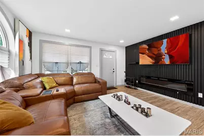 10000 Lackland Road, Overland, MO 63114 - Photo 7