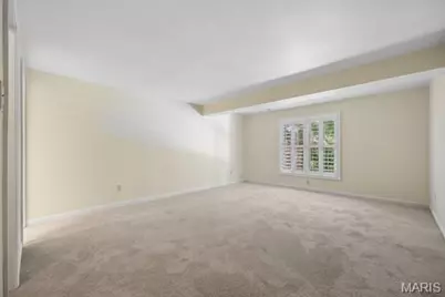718 Walnut Creek Lane, Town and Country, MO 63017 - Photo 25
