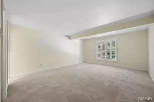 718 Walnut Creek Ln, Town and Country, MO 63017 - Photo 25