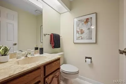718 Walnut Creek Lane, Town and Country, MO 63017 - Photo 21