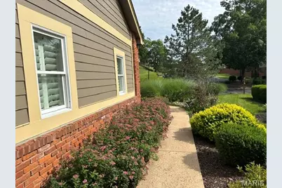 718 Walnut Creek Lane, Town and Country, MO 63017 - Photo 3