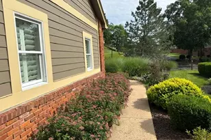 718 Walnut Creek Ln, Town and Country, MO 63017 - Photo 3