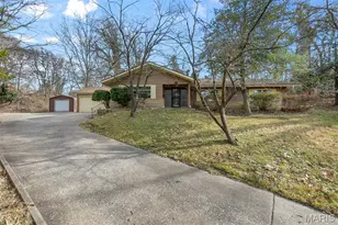 678 Highland Dr, Cape Girardeau, MO 63701 - Photo 3