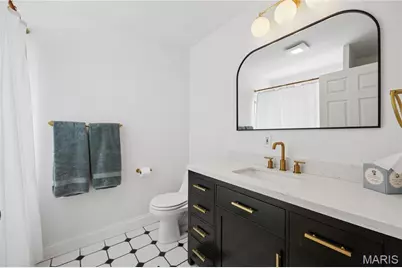 3285 Jasper Park, Saint Louis, MO 63139 - Photo 9