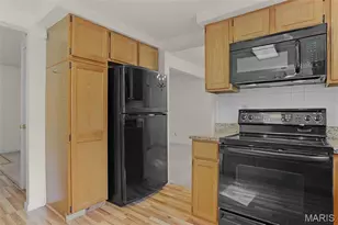 540 Woodlyn Crossing, Ballwin, MO 63021 - Photo 11