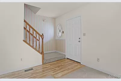 540 Woodlyn Crossing, Ballwin, MO 63021 - Photo 3
