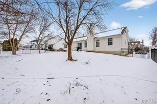 7 Cherokee Sunset Ct, O'Fallon, MO 63366 - Photo 5