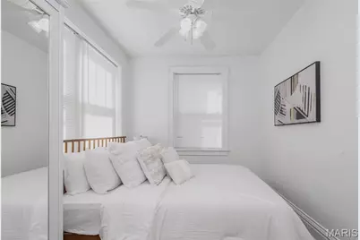 738 Demun, Clayton, MO 63105 - Photo 13