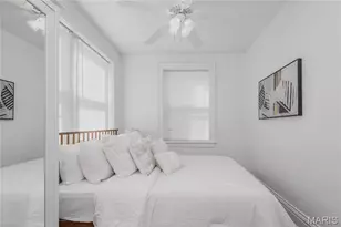 738 Demun, Clayton, MO 63105 - Photo 13