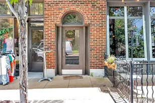 738 Demun, Clayton, MO 63105 - Photo 15