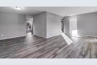 3515 Saint Catherine Street, Florissant, MO 63033 - Photo 5