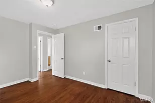 33 S Dellwood Ave, Saint Louis, MO 63135 - Photo 15