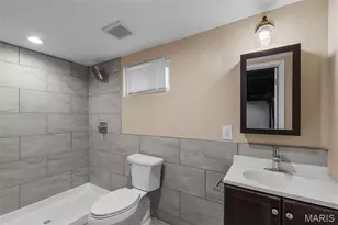 6064 W Cabanne Pl, Saint Louis, MO 63112 - Photo 29