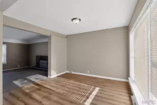 14 Kenwood Dr, Hazelwood, MO 63042 - Photo 7