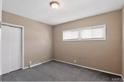 14 Kenwood Drive, Hazelwood, MO 63042 - Photo 17