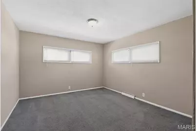 14 Kenwood Drive, Hazelwood, MO 63042 - Photo 11