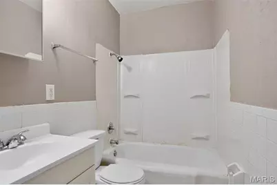 512 Coppinger Drive, Saint Louis, MO 63135 - Photo 19