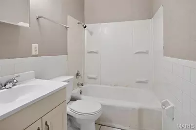 512 Coppinger Drive, Saint Louis, MO 63135 - Photo 17