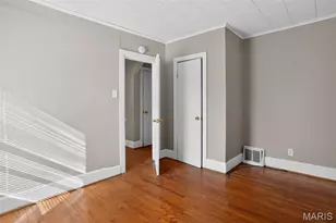 512 Coppinger Dr, Saint Louis, MO 63135 - Photo 9