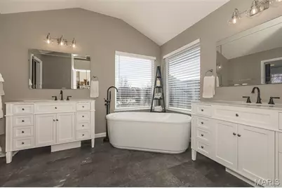 422 Blackwolf Run Drive, Wildwood, MO 63040 - Photo 41