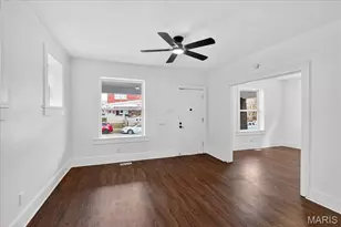4250 Ellenwood Ave, Saint Louis, MO 63116 - Photo 9