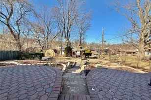 1261 Moonlight Dr, Arnold, MO 63010 - Photo 5