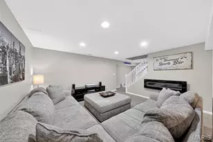 709 Scarlet Oak Dr, Lake Saint Louis, MO 63367 - Photo 43