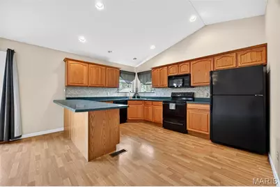 205 Deer View Drive, Troy, MO 63379 - Photo 11