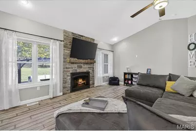 60 S Creek Drive, Moscow Mills, MO 63362 - Photo 9