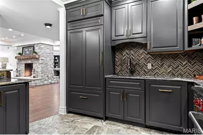 24 Williamsburg Estates Drive, Town and Country, MO 63131 - Photo 47