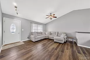 44 Great Owls Way, Winfield, MO 63389 - Photo 19