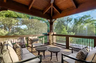 1015 Claymark Dr, Town and Country, MO 63131 - Photo 17