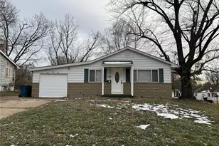 534 Alcove Ave, Bellefontaine Neighbors, MO 63137 - Photo 1