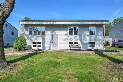 8 Preakness Drive, Saint Peters, MO 63376 - Photo 1