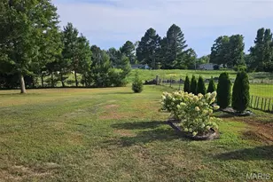 36 Chesterfield Ct, Wentzville, MO 63385 - Photo 5