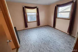 6013 Garfield Ave, Berkeley, MO 63134 - Photo 3